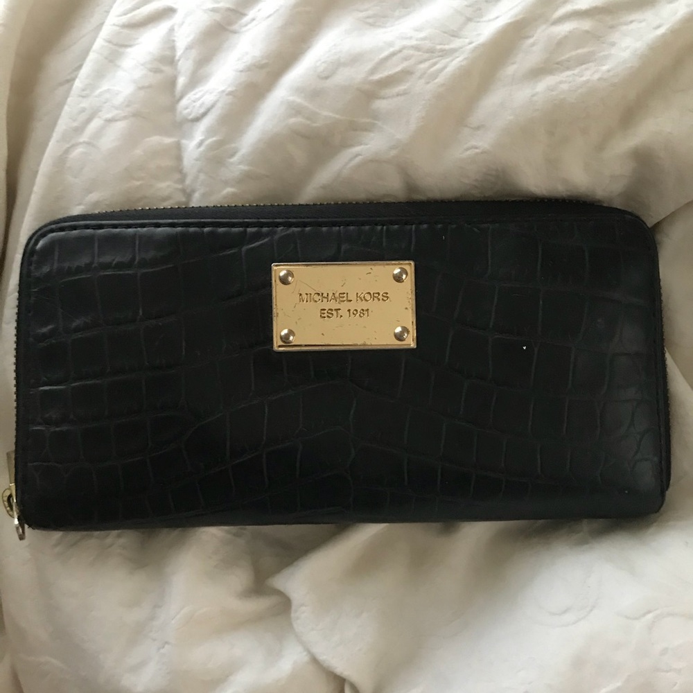 Michael Kors wallet